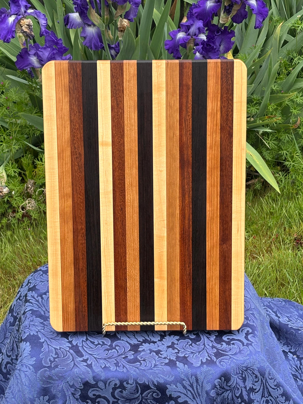 Classic edge grain Cutting Board made from Maple, Walnut, Cherry highlighted with Wenge