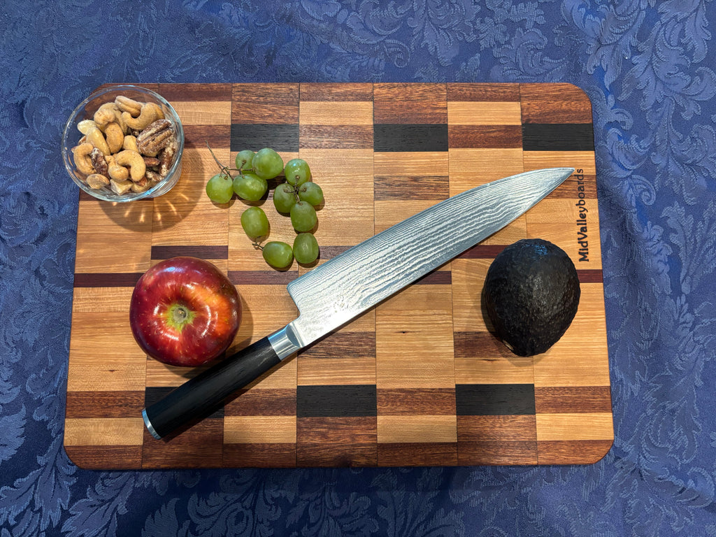 Cutting Board Edge grain, walnut, maple, cherry, wenge and padauk hardwoods